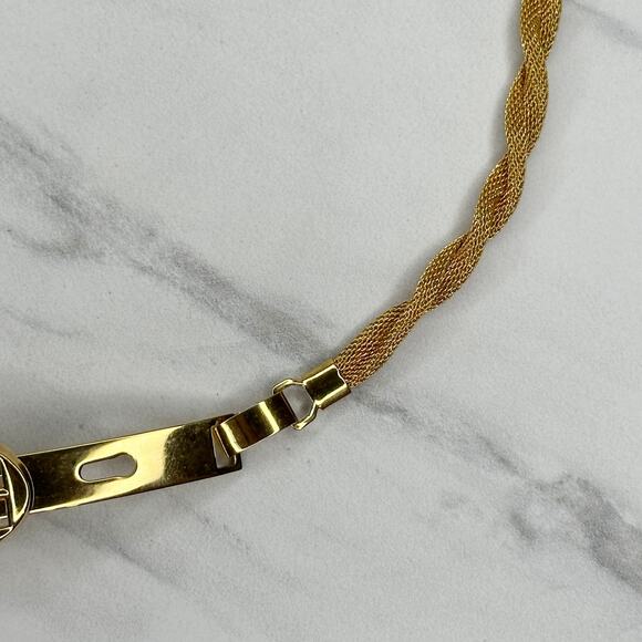Vintage Gold Twisted Mesh Chain Belt Hook Closure Small (S) โจ - Picture 11 of 11